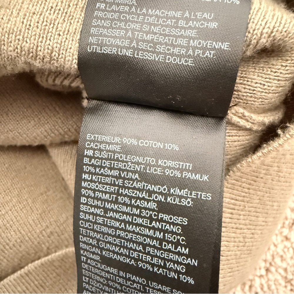 Gorgeous Cashmere Blend Sage Green Knit Hoddie - Picture 5 of 5